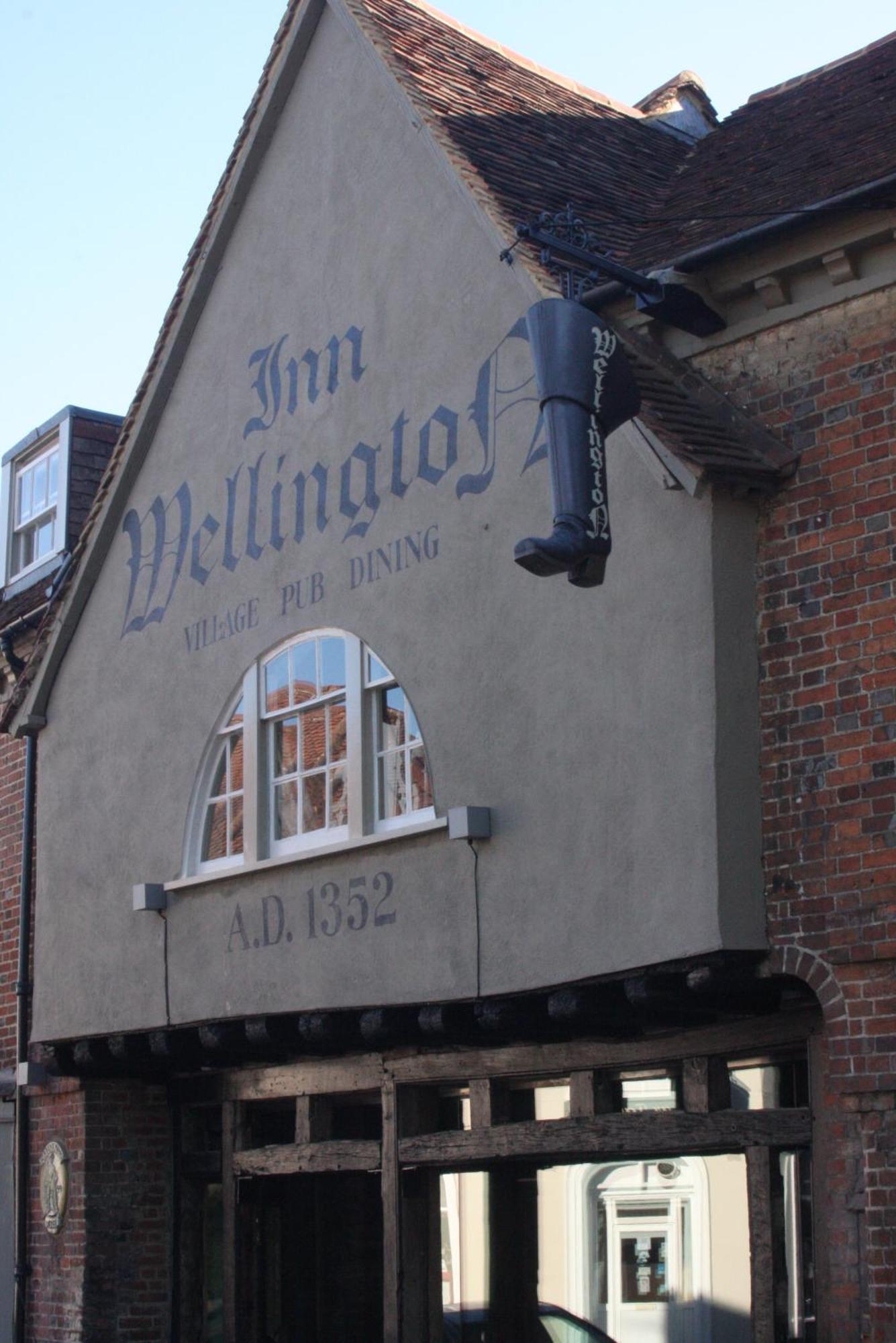 The Wellington Hotel Welwyn Exterior photo